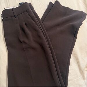 Aritzia brown effortless pants